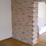 Wandverkleidung im Wohnzimmer