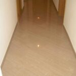 Flur diagonal mit 30x60cm Fliesen